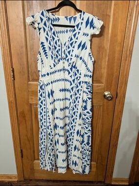 SHEIN White and Blue Geometric Midi Dress